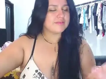 Lorein_18  live sex cam