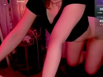 Lunaoddity  live sex cam