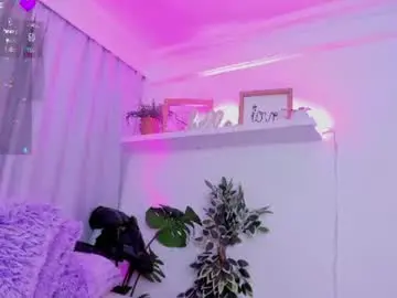 Meelody7  live sex cam