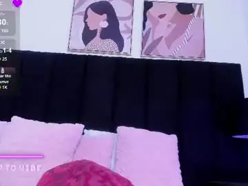Meelody7  live sex cam