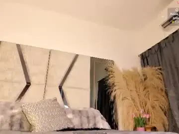 Meganfoxxi_  live sex cam