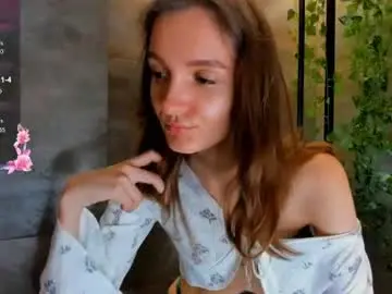 Mieliali  live sex cam