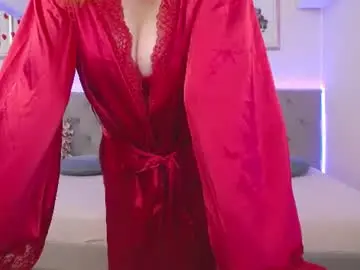 Miladaviss  live sex cam