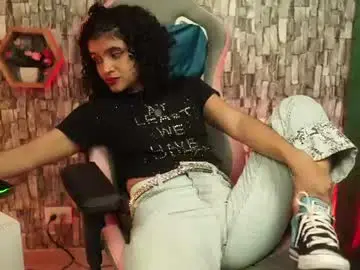 Sweetbonii  live sex cam