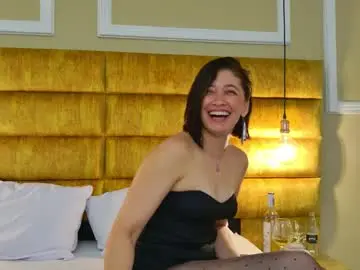 Adarussell  live sex cam