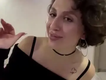 Carmelamckinzie  live sex cam