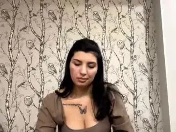 Curtisguillan  live sex cam