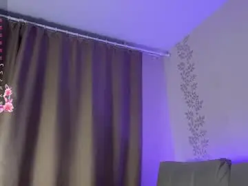 Dorielathern  live sex cam