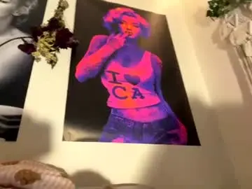 Emmaraee  live sex cam