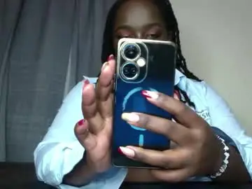 Heaven_122  live sex cam