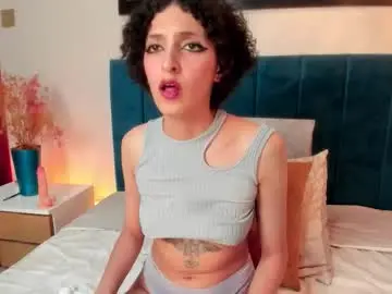 Lyravendrell  live sex cam