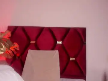 Lyravendrell  live sex cam
