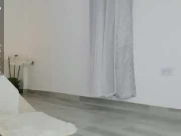 Naughtynath_  live sex cam