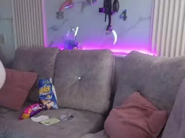 Nicky_as  live sex cam