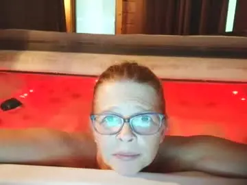 Stickywethoney  live sex cam