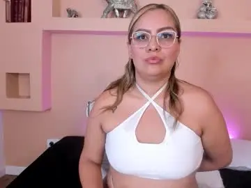 Valeriaroa  live sex cam