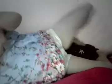 Xjuicytits  live sex cam