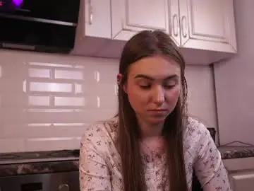 Your_lotrarein  live sex cam