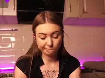 Your_lotrarein  live sex cam