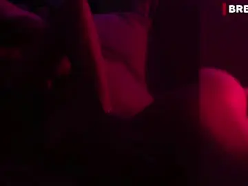Alvuwka  live sex cam