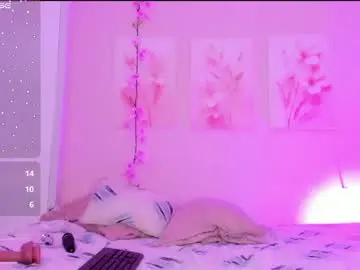 Amiiclark  live sex cam