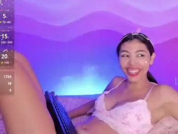 Amiiclark  live sex cam