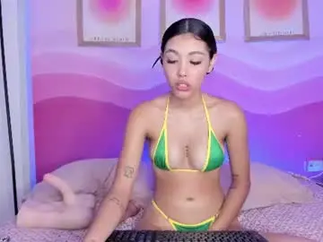 Amiiclark  live sex cam