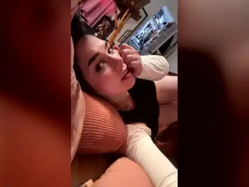 Angeledie333  live sex cam