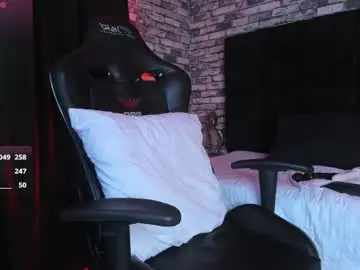 Chloesantana_  live sex cam