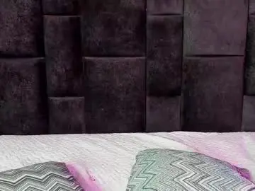 Chloesantana_  live sex cam