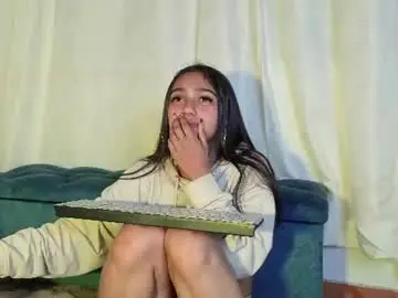 Dafne_girl4u  live sex cam