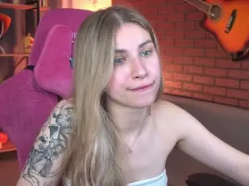 Elliecutes  live sex cam