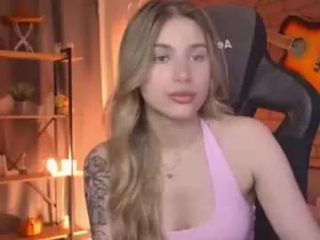 Elliecutes  live sex cam