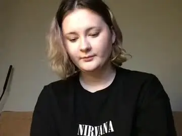 Foxydollkate  live sex cam