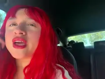 Hollybabykitty  live sex cam