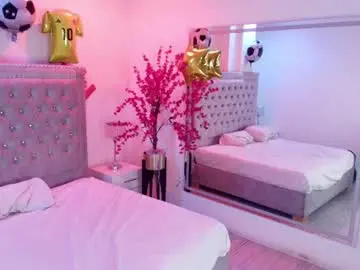 Juliieta_gray  live sex cam