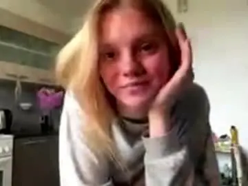 Rendabecnel  live sex cam