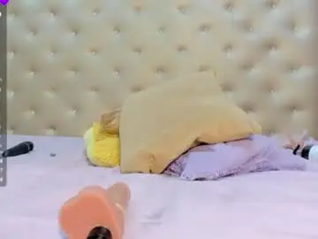 Sahiira_s  live sex cam