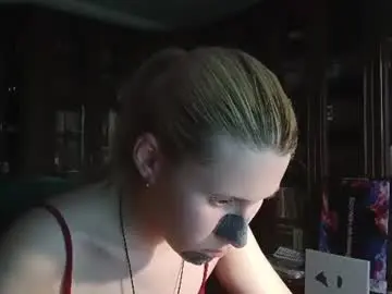 Tranhardisty  live sex cam