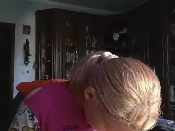 Tranhardisty  live sex cam