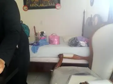 _miaaleon  live sex cam