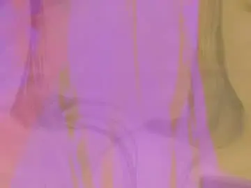 Biggymelon  live sex cam