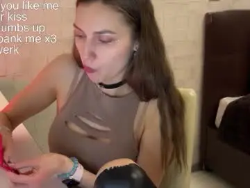 Ef_fy  live sex cam