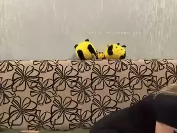 Eli_sweetaura  live sex cam