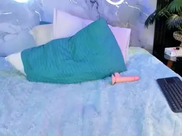 Isaa__sweet  live sex cam