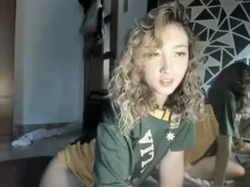 Laurenn_111  live sex cam