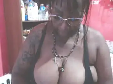 Loretybighot  live sex cam