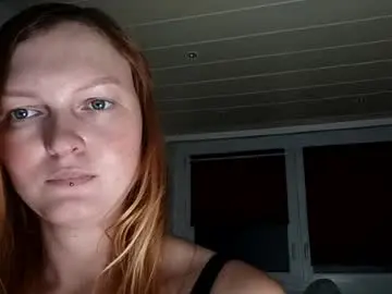 Milaneminoque  live sex cam