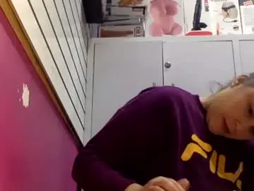 Sarayx  live sex cam