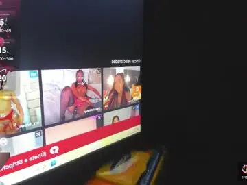 Sofia_samuels  live sex cam